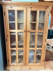 MaxSold Auction: Wooden display Cabinet - Port Townsend (Washington, USA) PARTNER MANAGED Estate Sale Online Auction - Rosewood Street