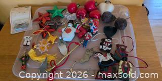 MaxSold Auction: Collection of Christmas Tree Ornaments A - London (Ontario, Canada) PARTNER MANAGED Estate Sale Online Auction - Clenray Place