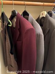 MaxSold Auction: Men’s Clothing - Saanich (British Columbia, Canada) PARTNER MANAGED Moving Online Auction - Annabern Crescent