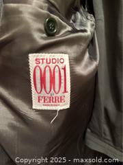 MaxSold Auction: Men’s Clothing - Saanich (British Columbia, Canada) PARTNER MANAGED Moving Online Auction - Annabern Crescent