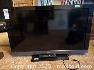 MaxSold Auction: Sony 40 inch LED TV - Saanich (British Columbia, Canada) PARTNER MANAGED Moving Online Auction - Annabern Crescent