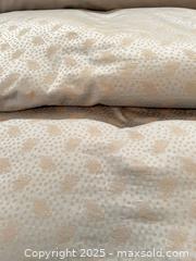 MaxSold Auction: King Bedding - Burlington (Ontario, Canada) PARTNER MANAGED Downsizing Online Auction - First Street