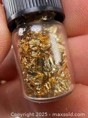 MaxSold Auction: Gold flakes and vile total weight 3 g - Concord (California, USA) SELLER MANAGED Estate Sale Online Auction - Landana Drive