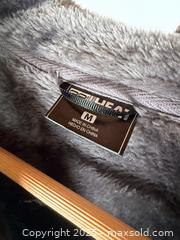 MaxSold Auction: Vintage 32° heat, fleece jacket size medium - Concord (California, USA) SELLER MANAGED Estate Sale Online Auction - Landana Drive