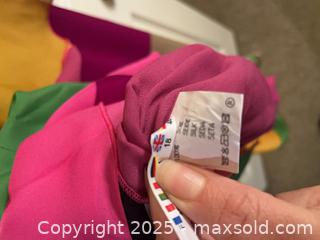 MaxSold Auction: Danier, Rodier &#38; Devernois Women’s Clothing - North Vancouver (British Columbia, Canada) PARTNER MANAGED Estate Sale Online Auction - Seymour Boulevard
