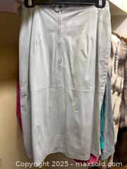 MaxSold Auction: Women&#39;s Danier Leather/Suede Jackets - North Vancouver (British Columbia, Canada) PARTNER MANAGED Estate Sale Online Auction - Seymour Boulevard