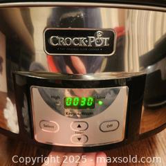 MaxSold Auction: crock pot slow cooker - Toronto (Ontario, Canada) SELLER MANAGED Downsizing Online Auction - Avenue Road