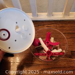 MaxSold Auction: hand blender/mixer - Toronto (Ontario, Canada) SELLER MANAGED Downsizing Online Auction - Avenue Road