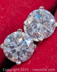 MaxSold Auction: Certified 14K(0.93g)Lab Diamond(1.54ct) - Toronto (Ontario, Canada) PARTNER MANAGED Downsizing Online Auction - Queen Street East