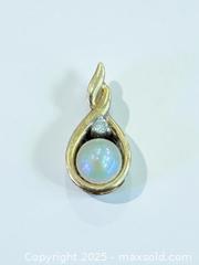 MaxSold Auction: 14k Gold Pearl and Diamond Pendant - Esquimalt (British Columbia, Canada) PARTNER MANAGED Reseller Online Auction - Lampson Street