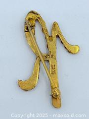 MaxSold Auction: Gold Nugget Cluster “R” Brooch 3.21g - Esquimalt (British Columbia, Canada) PARTNER MANAGED Reseller Online Auction - Lampson Street