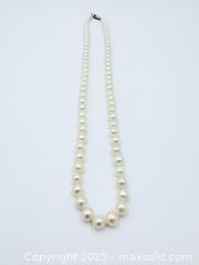 MaxSold Auction: Single Strand Pearl Necklace 18” Length  - Esquimalt (British Columbia, Canada) PARTNER MANAGED Reseller Online Auction - Lampson Street