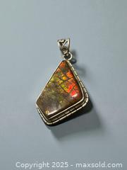 MaxSold Auction: Sterling Silver Ammolite Pendant - Esquimalt (British Columbia, Canada) PARTNER MANAGED Reseller Online Auction - Lampson Street