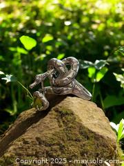 MaxSold Auction: Sterling Silver and Peridot Snake Ring - Esquimalt (British Columbia, Canada) PARTNER MANAGED Reseller Online Auction - Lampson Street