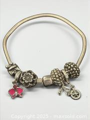 MaxSold Auction: Sterling Silver Pandora Bead Bracelet - Esquimalt (British Columbia, Canada) PARTNER MANAGED Reseller Online Auction - Lampson Street