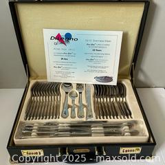 MaxSold Auction: Casa Elite Disegno Collection Flatware Case  - Toronto (Ontario, Canada) SELLER MANAGED Estate Sale Online Auction -  Magnetic Drive