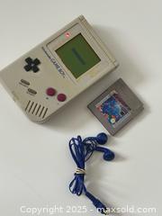 MaxSold Auction: Vintage Nintendo Game Boy Console 1989  - Toronto (Ontario, Canada) SELLER MANAGED Estate Sale Online Auction -  Magnetic Drive