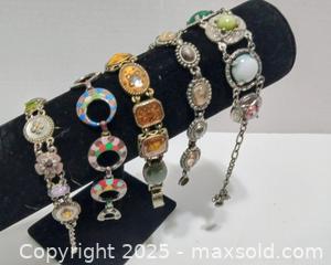 MaxSold Auction: Ladies vintage Charm bracelets  - Lakeland (Florida, USA) SELLER MANAGED Reseller Online Auction - Dove Meadow Trail