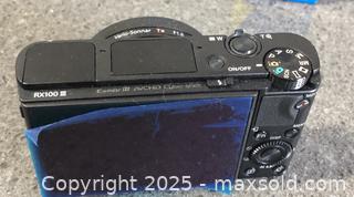 MaxSold Auction: Sony RX100 III Cyber Shot Camera - Hamilton (Ontario, Canada) SELLER MANAGED Downsizing Online Auction - Moffat Road