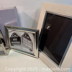 MaxSold Auction: Assorted frames - A - Toronto (Ontario, Canada) SELLER MANAGED Reseller Online Auction - Greengrove Crescent