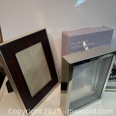 MaxSold Auction: Assorted frames - A - Toronto (Ontario, Canada) SELLER MANAGED Reseller Online Auction - Greengrove Crescent