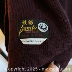 MaxSold Auction: Panda burgundy scarf - Toronto (Ontario, Canada) SELLER MANAGED Reseller Online Auction - Greengrove Crescent