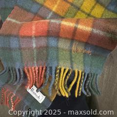 MaxSold Auction: Vintage Harrods wool scarf - Toronto (Ontario, Canada) SELLER MANAGED Reseller Online Auction - Greengrove Crescent