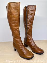 MaxSold Auction: 1960&#39;s JUBO Knee High Leather Go-Go Boots. Size 5 Wide - Toronto (Ontario, Canada) SELLER MANAGED Downsizing Online Auction - Nassau Street