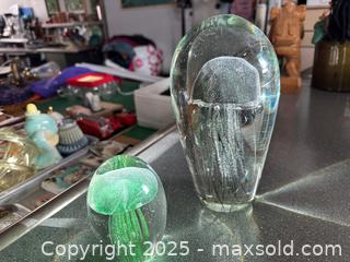 MaxSold Auction: Art Glass Jellyfish Paperweights - Toronto (Ontario, Canada) SELLER MANAGED Downsizing Online Auction - Nassau Street