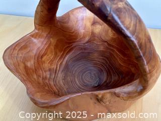 MaxSold Auction: Hand Crafted Burl Wood Bowl Basket  - Toronto (Ontario, Canada) SELLER MANAGED Downsizing Online Auction - Nassau Street