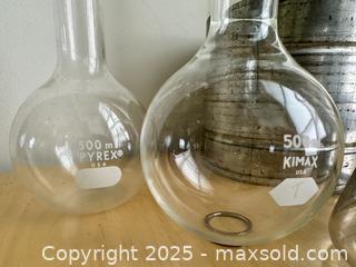MaxSold Auction: Lab Assortment - Toronto (Ontario, Canada) SELLER MANAGED Downsizing Online Auction - Nassau Street