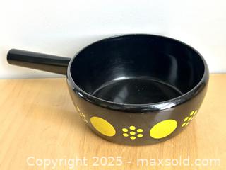 MaxSold Auction: MCM Enameled Metal Pot - Toronto (Ontario, Canada) SELLER MANAGED Downsizing Online Auction - Nassau Street