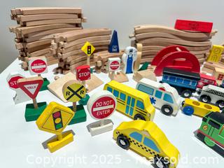 MaxSold Auction: Mixed lot of Wooden Train Toys - Toronto (Ontario, Canada) SELLER MANAGED Downsizing Online Auction - Nassau Street