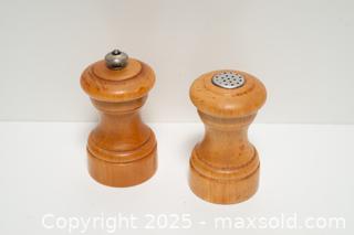 MaxSold Auction: Peugeot Wooden Salt Shaker and Pepper Mill - Toronto (Ontario, Canada) SELLER MANAGED Downsizing Online Auction - Nassau Street