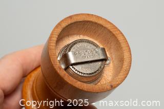 MaxSold Auction: Peugeot Wooden Salt Shaker and Pepper Mill - Toronto (Ontario, Canada) SELLER MANAGED Downsizing Online Auction - Nassau Street