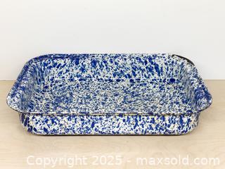 MaxSold Auction: Splatter pattern Enamelware Lasagna Pan - Toronto (Ontario, Canada) SELLER MANAGED Downsizing Online Auction - Nassau Street