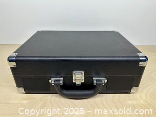 MaxSold Auction: Victrola Journey Bluetooth Portable Suitcase Record Player NEW - Toronto (Ontario, Canada) SELLER MANAGED Downsizing Online Auction - Nassau Street