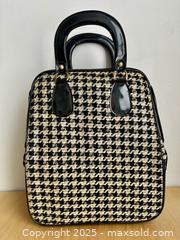 MaxSold Auction: Vintage 60&#39;s Houndstooth Top Handle Bag - Toronto (Ontario, Canada) SELLER MANAGED Downsizing Online Auction - Nassau Street