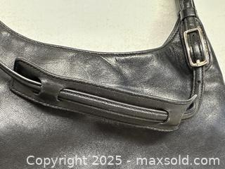 MaxSold Auction: Vintage Coach Shoulder Bag - Toronto (Ontario, Canada) SELLER MANAGED Downsizing Online Auction - Nassau Street