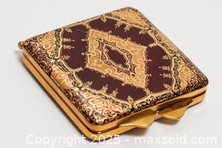 MaxSold Auction: Vintage Compacts - Toronto (Ontario, Canada) SELLER MANAGED Downsizing Online Auction - Nassau Street