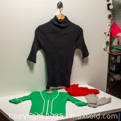 MaxSold Auction: Vintage St Michael Sweaters, Gloves and Knit Booties - Toronto (Ontario, Canada) SELLER MANAGED Downsizing Online Auction - Nassau Street