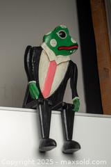 MaxSold Auction: Wood Frog in Tuxedo - Toronto (Ontario, Canada) SELLER MANAGED Downsizing Online Auction - Nassau Street