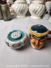 MaxSold Auction: Salt And Pepper Shaker Lot - East Bridgewater (Massachusetts, USA) SELLER MANAGED Estate Sale Online Auction - Bedford Street