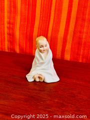 MaxSold Auction: Vintage Royal Doulton Figurine &#39;This Little Pig HN 2125&#39; - Hamilton (Ontario, Canada) SELLER MANAGED Estate Sale Online Auction - Gertrude Street