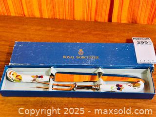 MaxSold Auction: Vintage Royal Worcester Evesham Carving Set - Hamilton (Ontario, Canada) SELLER MANAGED Estate Sale Online Auction - Gertrude Street