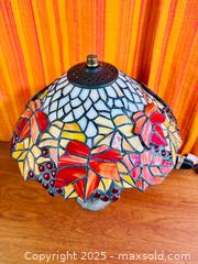 MaxSold Auction: Vtg Tiffany-Style Stained Glass Table Lamp - Hamilton (Ontario, Canada) SELLER MANAGED Estate Sale Online Auction - Gertrude Street