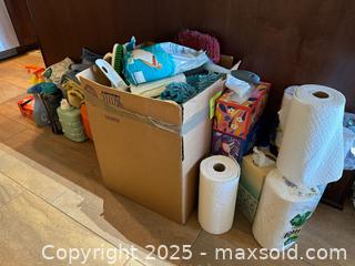 MaxSold Auction: Household Laundry &#38; Cleaning Supplies Bundle (Lot) - St. Petersburg (Florida, USA) SELLER MANAGED Estate Sale Online Auction - Sunshine Skyway Lane (CONDO)
