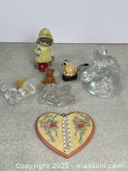 MaxSold Auction: Lot of Small Figurines of Mixed Materials (Animals, People, &#38; More) - Cobourg (Ontario, Canada) SELLER MANAGED Downsizing Online Auction - Burnham Street