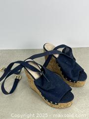 MaxSold Auction: ShoeDazzle Women&#39;s &#34;Sarahh&#34; Denim / Jean Wedges with Cork Soles, Size US 10 ~ EU 41 - Cobourg (Ontario, Canada) SELLER MANAGED Downsizing Online Auction - Burnham Street