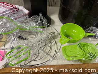 MaxSold Auction: Canning set, keurig, and dish towels - North Cowichan (British Columbia, Canada) SELLER MANAGED Downsizing Online Auction - Maple Bay